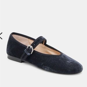 Dolce Vita - Roslyn Ballet Flats. New in box.